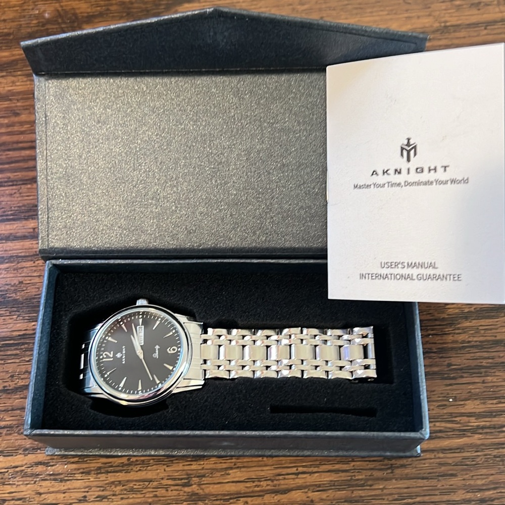AKNIGHT AK-317 Men’s watch. All Solid stainless steel. water resistant 30M. Box